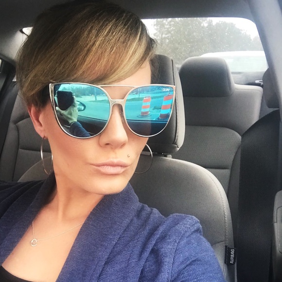 Meet your Posher, Emily - Picture 4 of 4